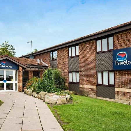 Travelodge Newcastle Whitemare Pool Low Walker Exterior foto