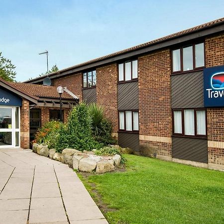 Travelodge Newcastle Whitemare Pool Low Walker Exterior foto